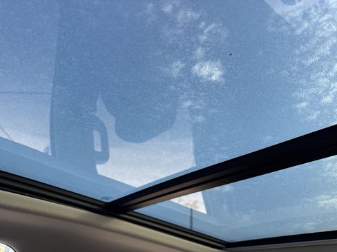 Used 2024 Toyota Tundra Limited image 28