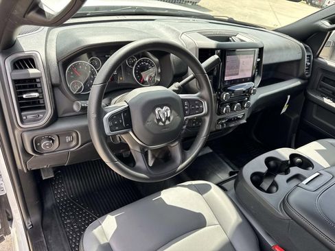 New 2026 RAM 2500 Tradesman w/ Bed Convenience Group AWD/4WD image 38