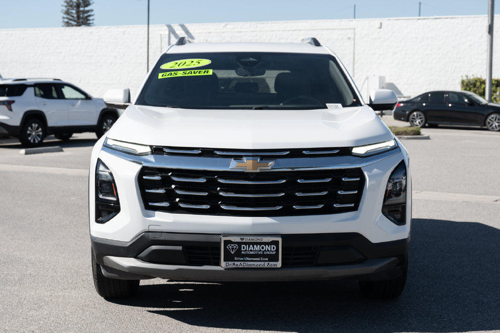 Used 2025 Chevrolet Equinox LT w/ Convenience Package II FWD image 2