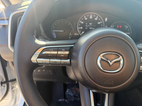 Used 2025 MAZDA CX-50 AWD 2.5 Hybrid w/ Premium Pkg image 19