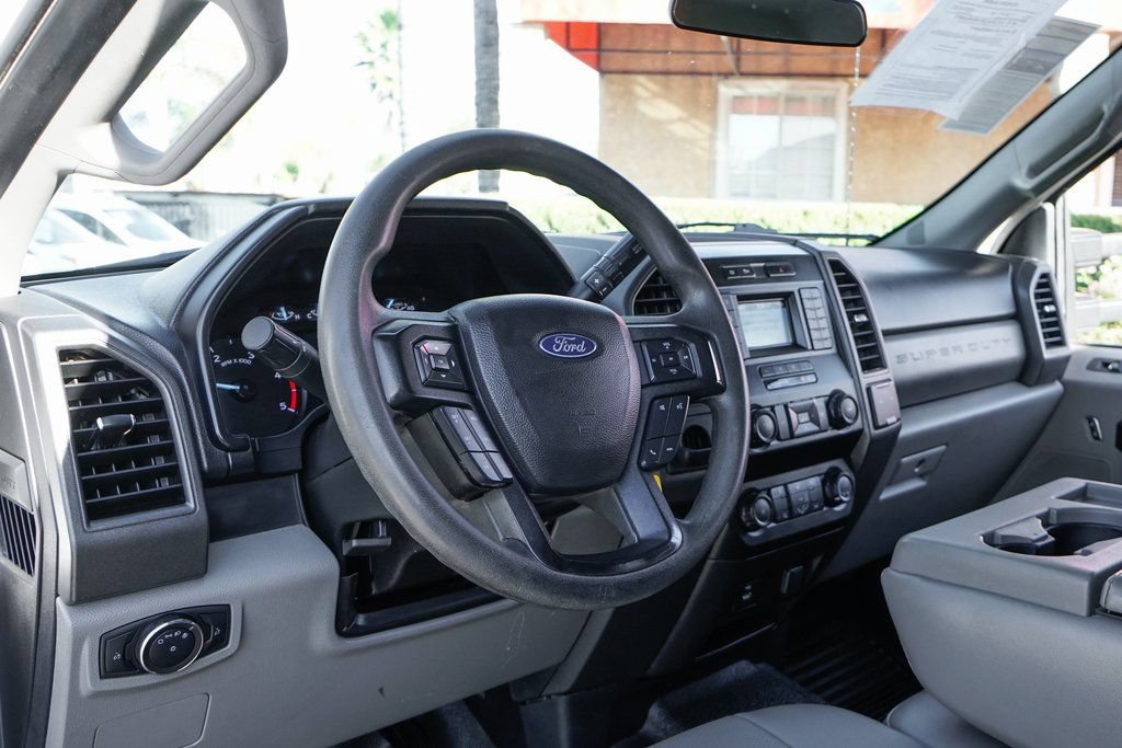 Used 2020 Ford F550 2WD Crew Cab Super Duty image 21