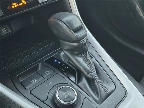 Used 2023 Toyota RAV4 XLE w/ Convenience Package AWD/4WD image 12