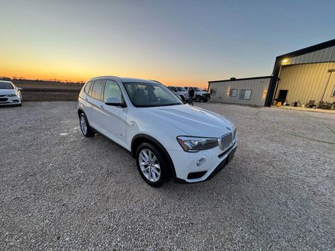Used 2016 BMW X3 xDrive28i image 1