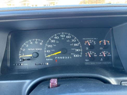 Used 1999 Chevrolet Tahoe Z71 w/ Comfort & Security Pkg image 11