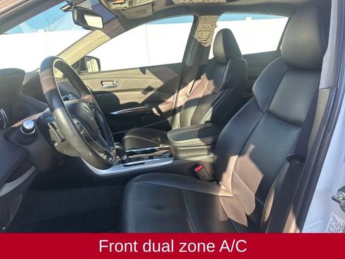 Used 2017 Acura TLX image 9