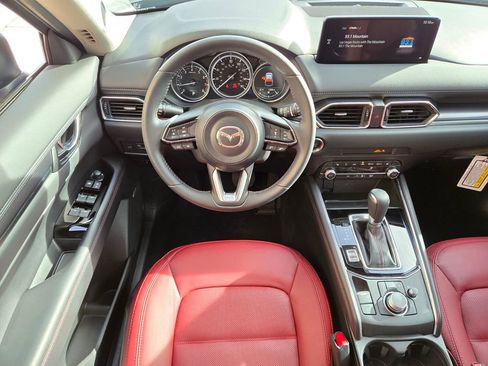Used 2025 MAZDA CX-5 Carbon Edition image 16