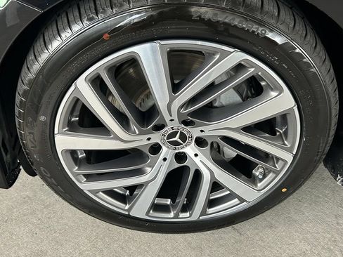 Used 2025 Mercedes-Benz E 350 Sedan w/ Winter Package image 34