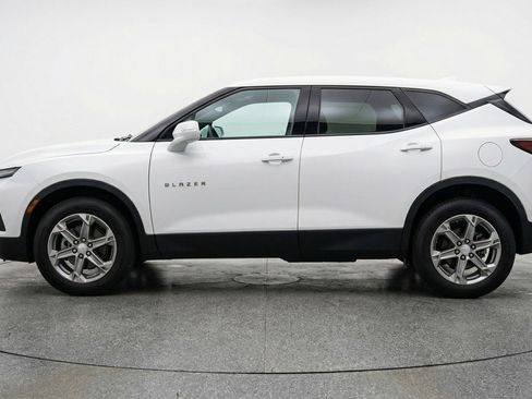 Used 2025 Chevrolet Blazer LT image 5