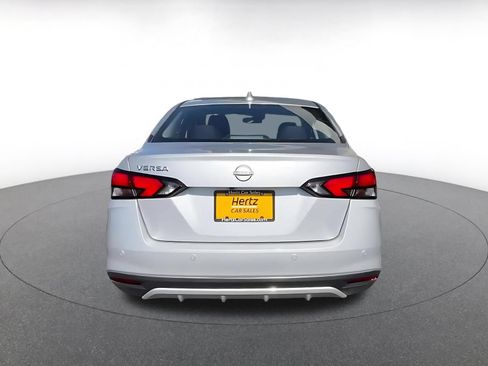 Used 2025 Nissan Versa SV FWD image 12