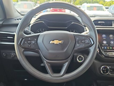 Used 2023 Chevrolet TrailBlazer LT w/ Convenience Package FWD image 15