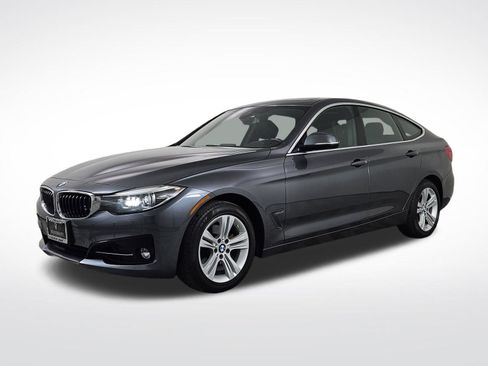 Used 2018 BMW 330i Gran Turismo xDrive w/ Premium Package AWD/4WD image 3