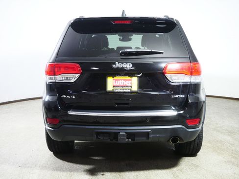 Used 2017 Jeep Grand Cherokee Limited w/ Trailer Tow Group IV image 6