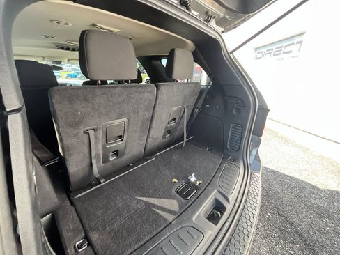 Used 2020 Dodge Durango SXT AWD/4WD image 29