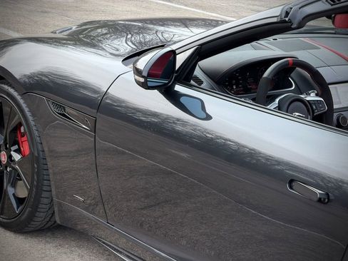 Used 2022 Jaguar F-TYPE Convertible image 17