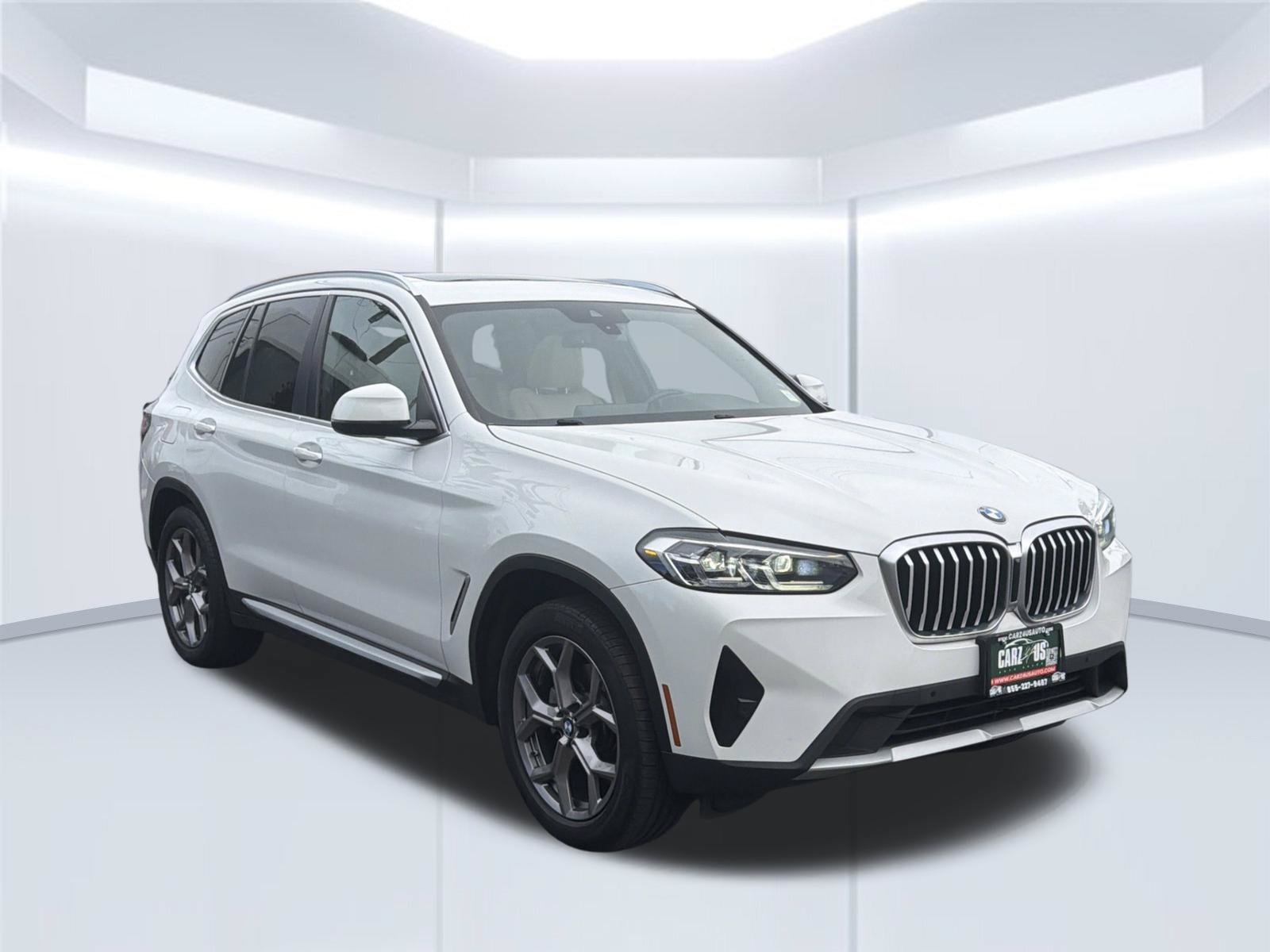 Used 2022 BMW X3 xDrive30i w/ Convenience Package AWD/4WD image 2