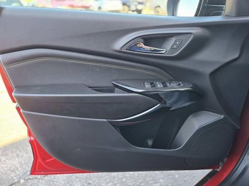 New 2026 Chevrolet Trax LT image 25