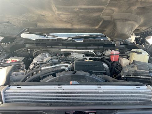 Used 2022 GMC Sierra 3500 Denali image 32