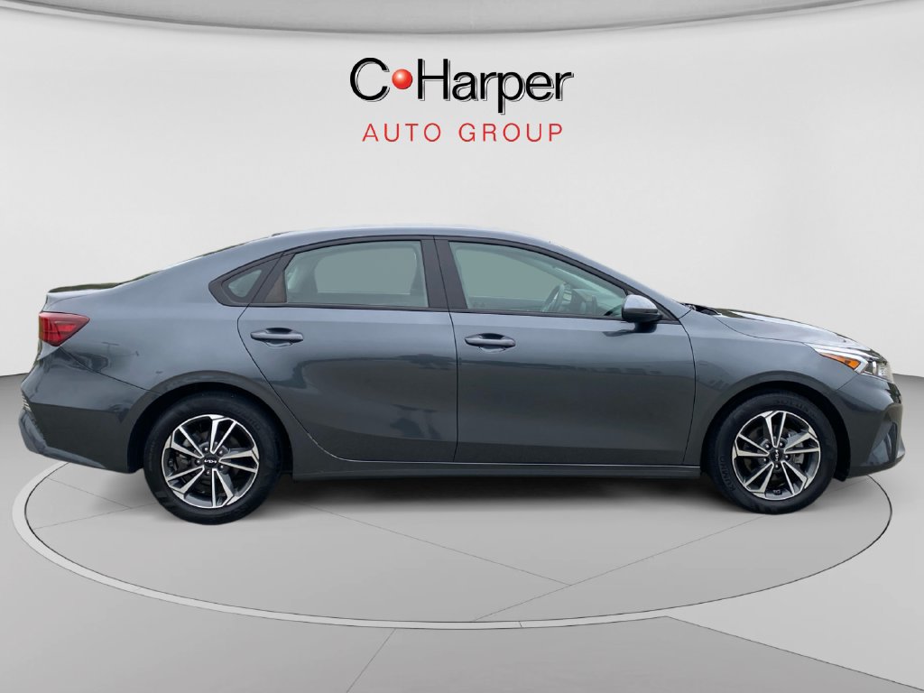 Certified 2024 Kia Forte LXS FWD image 2
