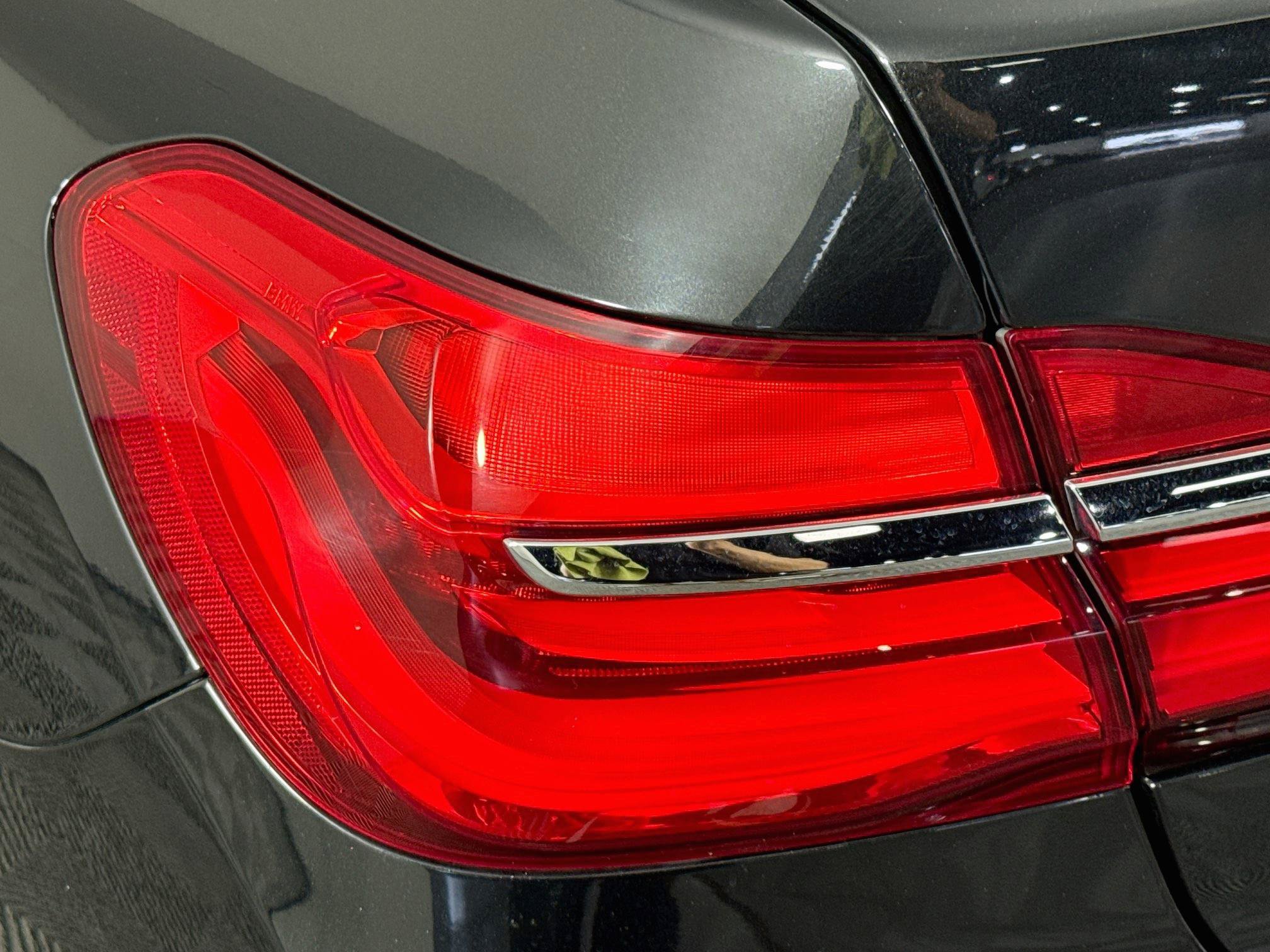 Used 2018 BMW 750i RWD image 63