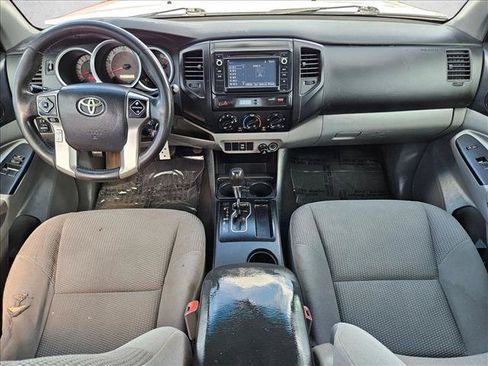 Used 2014 Toyota Tacoma PreRunner w/ Convenience Package RWD image 20