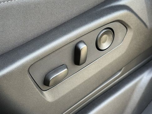 New 2026 GMC Sierra 1500 Elevation image 19