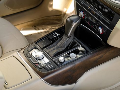 Used 2016 Audi A7 3.0T Premium Plus w/ 20" Wheel & Tire Package image 23