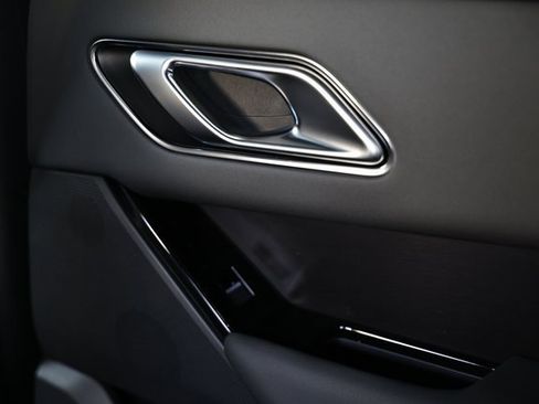 New 2026 Land Rover Range Rover Velar Dynamic SE image 38