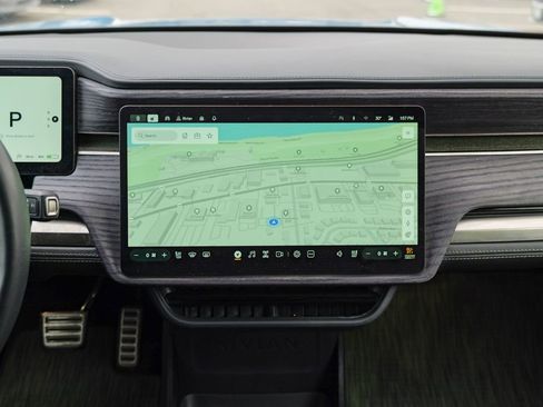 Used 2024 Rivian R1S Adventure image 43