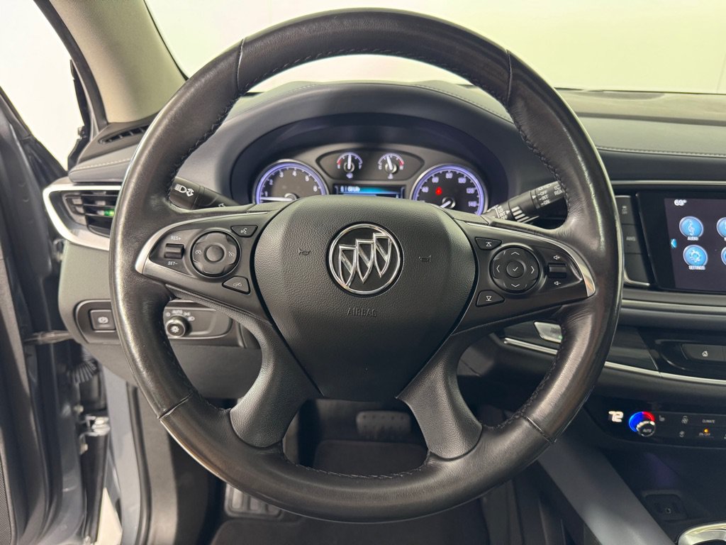 Used 2019 Buick Enclave Essence AWD/4WD image 15