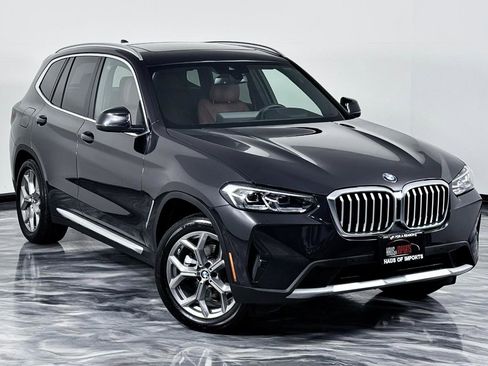 Used 2022 BMW X3 xDrive30i w/ Premium Package image 3