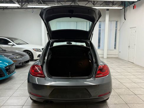 Used 2013 Volkswagen Beetle 2.5 image 17