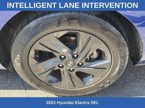 Used 2023 Hyundai Elantra SEL image 8