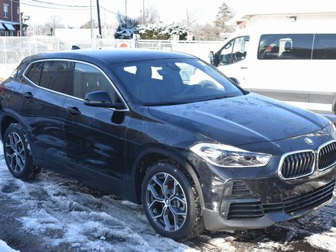 Used 2023 BMW X2 sDrive28i image 4