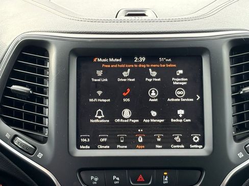 Used 2023 Jeep Cherokee Altitude Lux image 11