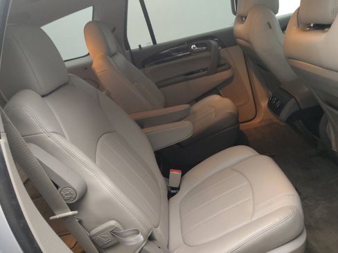 Used 2017 Buick Enclave Leather image 19