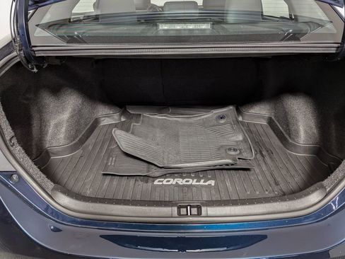 Used 2019 Toyota Corolla LE image 41