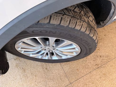 Used 2017 Lincoln MKX Select w/ Select Plus Package image 43