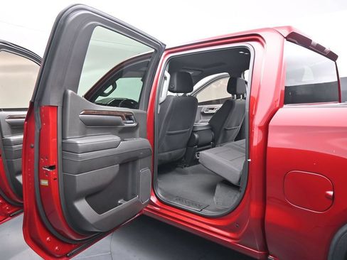 Used 2024 GMC Sierra 1500 Elevation RWD image 18