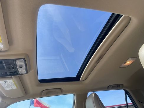 Used 2013 Toyota 4Runner Limited image 19