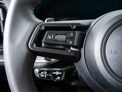 New 2026 Porsche Cayenne Coupe AWD/4WD image 11