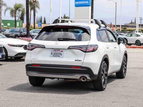 Certified 2024 Honda HR-V Sport image 11
