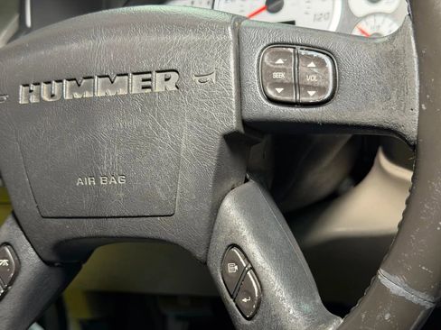 Used 2003 HUMMER H2 w/ Preferred Equipment Group AWD/4WD image 30