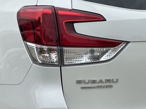 Used 2024 Subaru Forester Premium AWD/4WD image 6