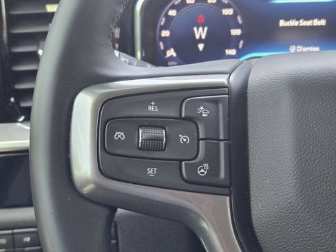 Used 2025 Chevrolet Silverado 1500 LT AWD/4WD image 22