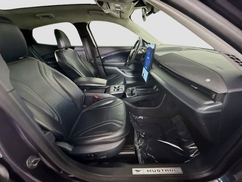 Used 2022 Ford Mustang Mach-E Premium image 29