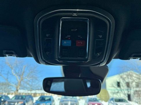 Used 2023 Jeep Grand Cherokee Altitude image 38