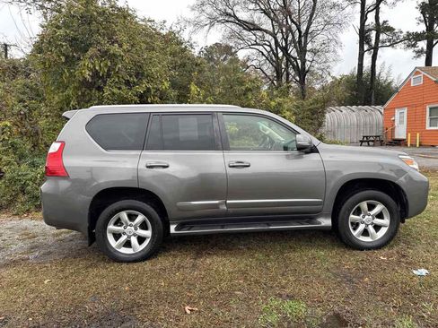 Used 2013 Lexus GX 460 w/ Comfort Plus Pkg image 12