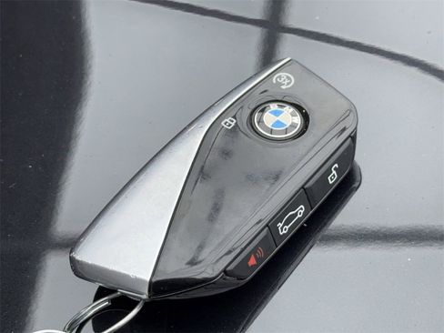 Used 2024 BMW X7 xDrive40i image 64