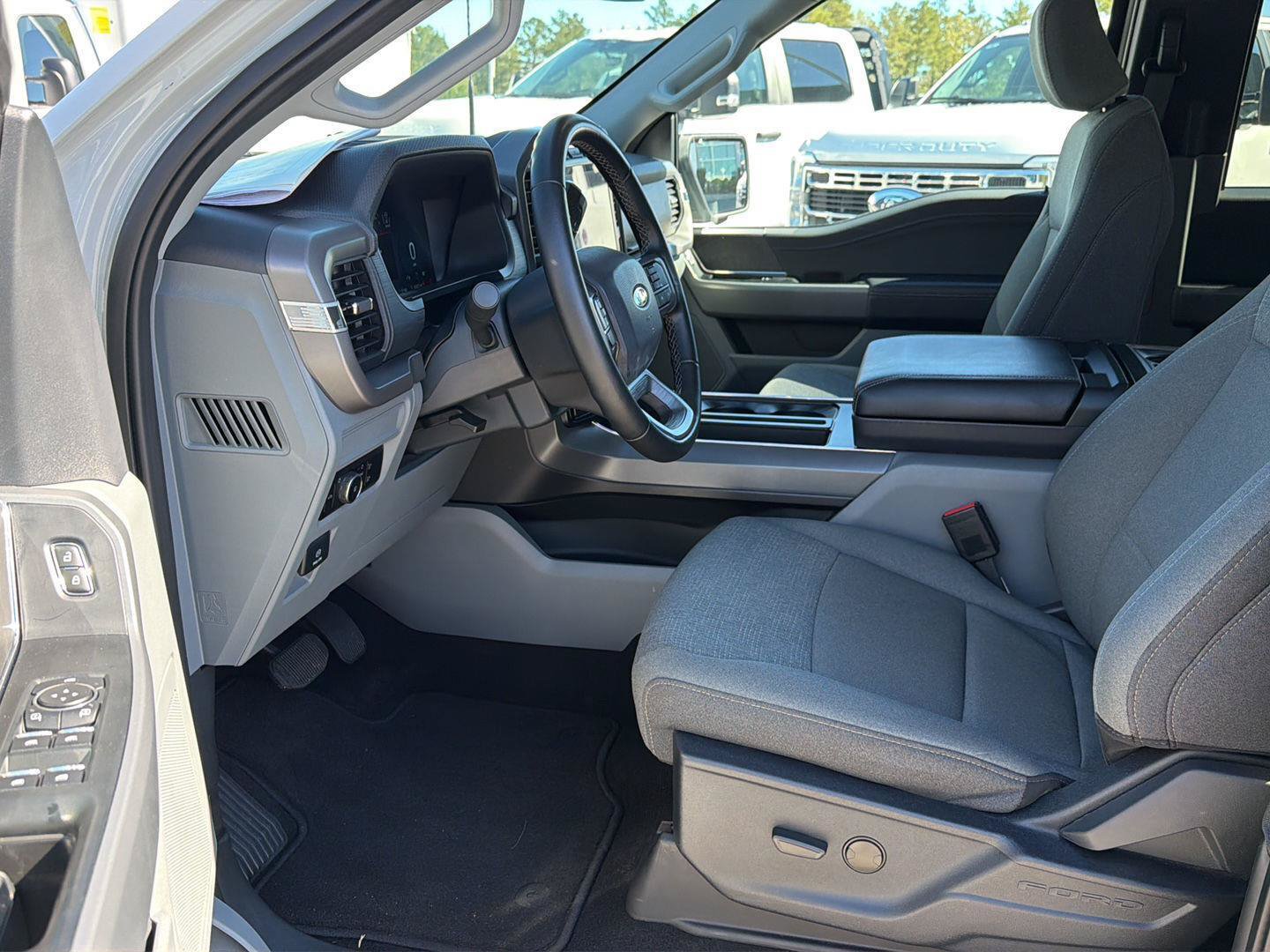 Certified 2024 Ford F150 XLT w/ Mobile Office Package RWD image 10