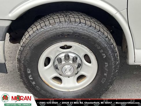 Used 2017 Chevrolet Express 3500 LT w/ LT Preferred Equipment Group image 10
